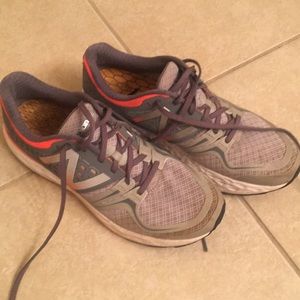 New balance women’s running shoes